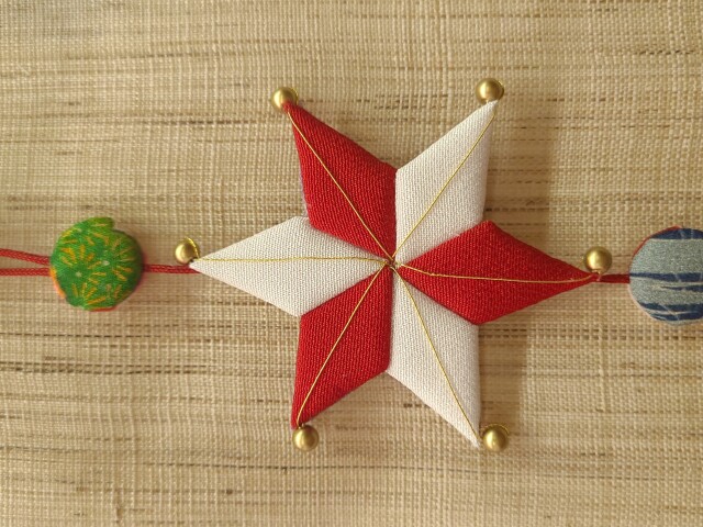 古布押絵下げ飾り　詳細１