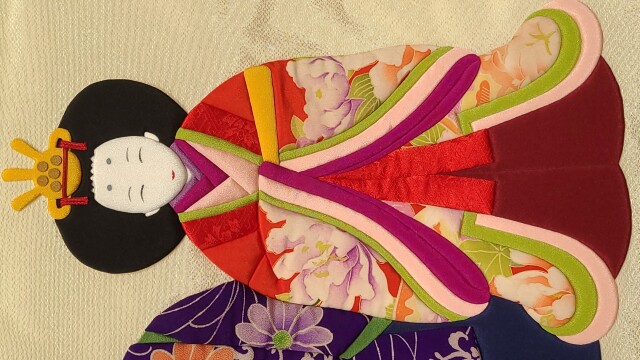 枝垂桜に光花立雛3